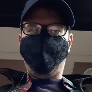 Meet your Posher, Tom